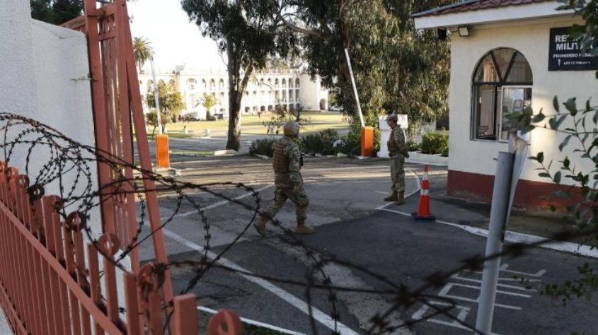 Impactante robo de armas en Valparaíso: cámaras revelan el asalto al Regimiento Maipo